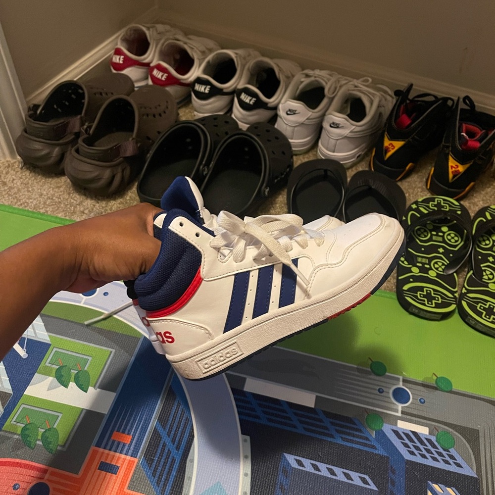 Adidas Hightop Boys (Posted July 2024)